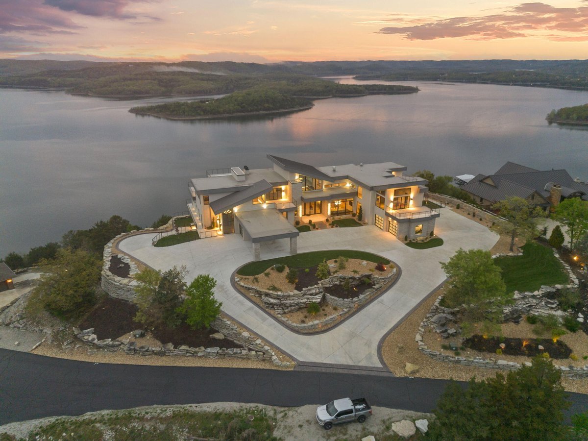Lakefront home overlooking Table Rock Lake in Missouri at sunset